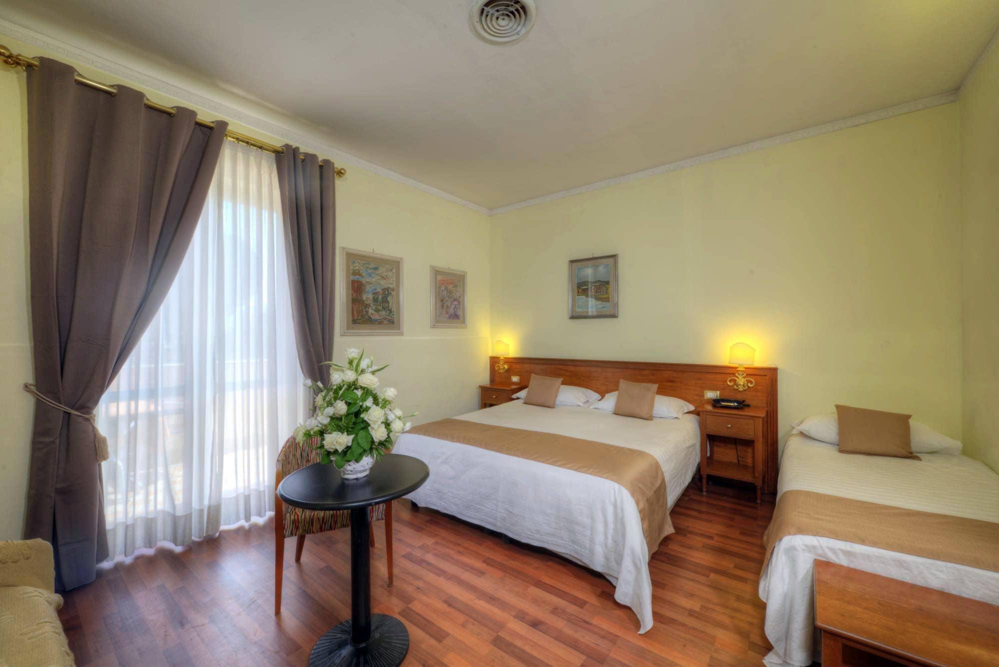 Hotel Vittoria ปอมเปอี ภายนอก รูปภาพ