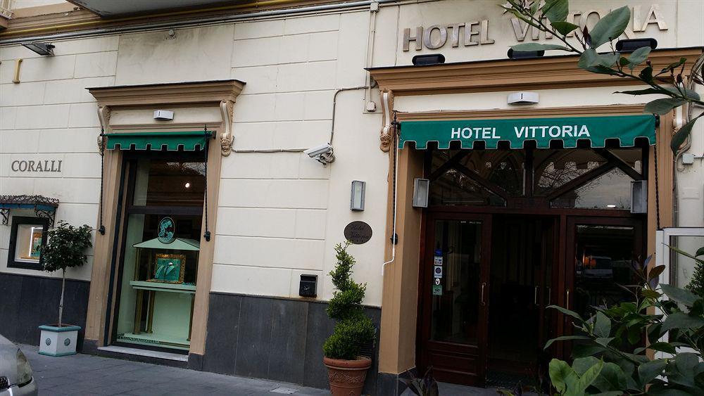 Hotel Vittoria ปอมเปอี ภายนอก รูปภาพ