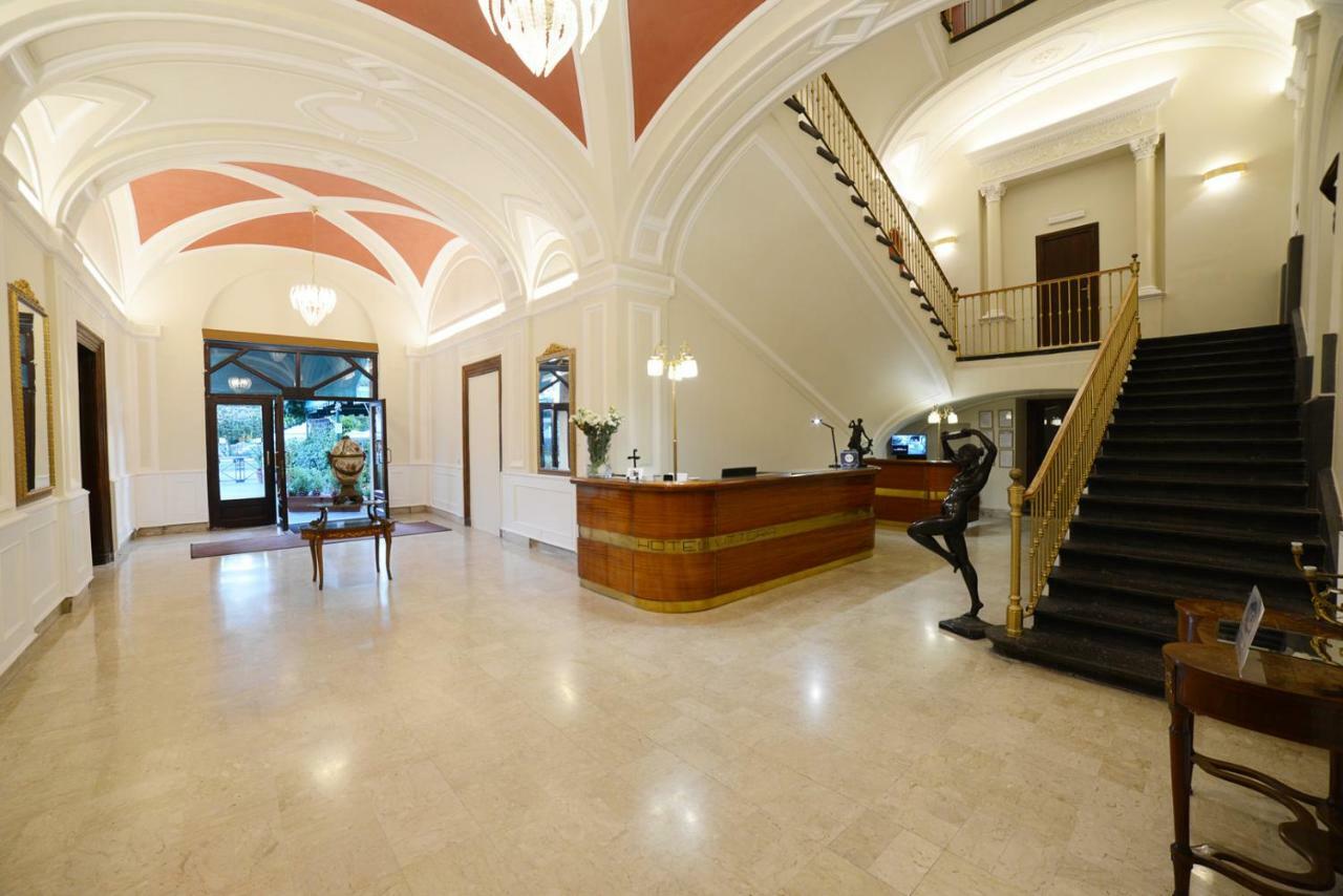 Hotel Vittoria ปอมเปอี ภายนอก รูปภาพ